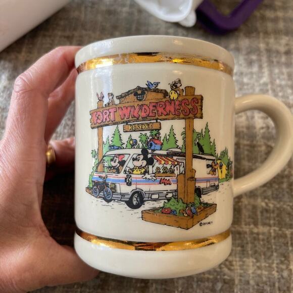 Disney Collectibles 02 Ceramic Mugs 1990/Fort Wilderness & Summer 1999 - Picture 11 of 12